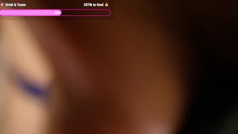Snapshot of vivianaortega chatting on December 3, 6:10 am Vivi online show from December 3, 6:10 am