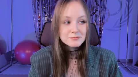 Vivien online show from February 16, 9:04 am