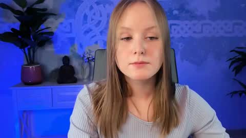 Vivien online show from March 1, 12:12 pm