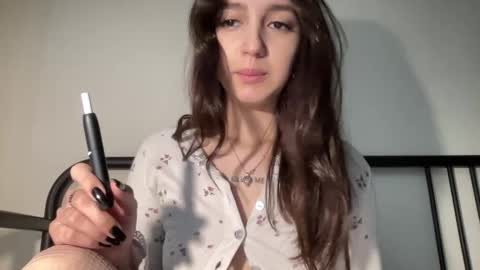Snapshot of w33d7 chatting on February 9, 10:21 pm Alice Before pvt write to me in PM online show from February 9, 10:21 pm