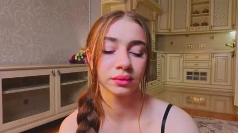 Snapshot of wandabraund chatting on September 18, 4:27 am hello guys im Lilian online show from September 18, 4:27 am