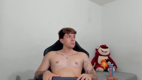 Camilo R online show from March 12, 1:36 am