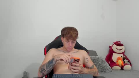 Camilo R online show from February 25, 1:20 am