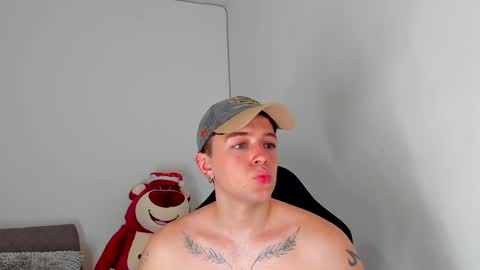Camilo R online show from January 17, 1:57 am