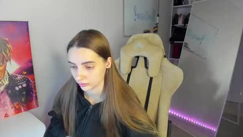 Abby  online show from January 16, 3:02 pm
