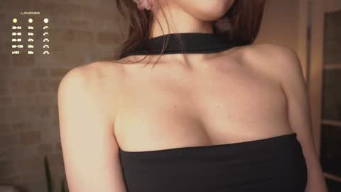 Snapshot of willalwaysloveyouuuuu chatting on February 6, 4:10 am Eva online show from February 6, 4:10 am
