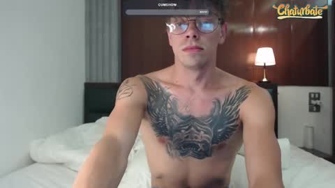 Snapshot of william_henry_a chatting on December 30, 2:08 pm William online show from December 30, 2:08 pm