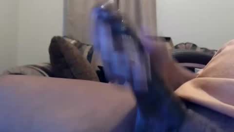 Snapshot of willied1985 chatting on February 27, 1:08 am willy d bbc uncut bigdick edging online show from February 27, 1:08 am