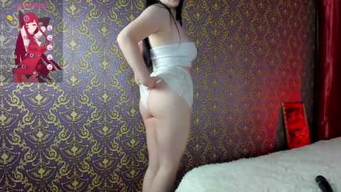 Snapshot of witch_baby_ chatting on March 1, 7:19 am Kira online show from March 1, 7:19 am