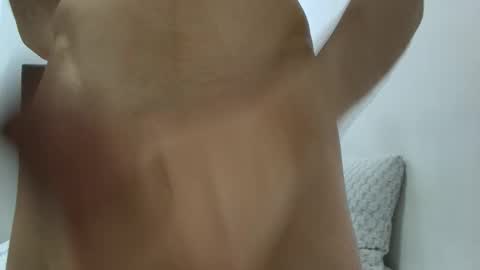 Snapshot of wolfan_sky chatting on February 22, 5:35 pm W O L F online show from February 22, 5:35 pm