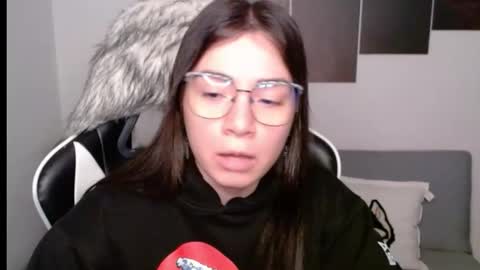 Snapshot of wolfs_daughter chatting on September 21, 2:04 am Alex online show from September 21, 2:04 am
