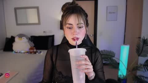   online show from December 13, 2:43 am