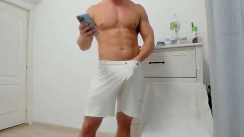 Wolfie online show from January 31, 9:05 pm