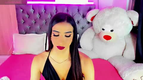 Snapshot of x_indomitable1 chatting on February 22, 2:06 am Maria Juliana online show from February 22, 2:06 am