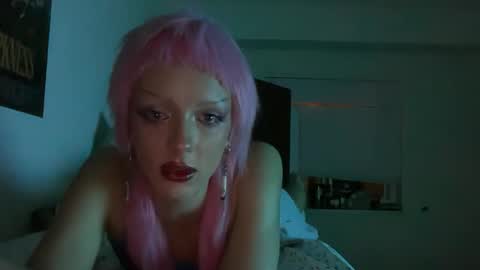 xakiraxx online show from September 20, 6:49 am