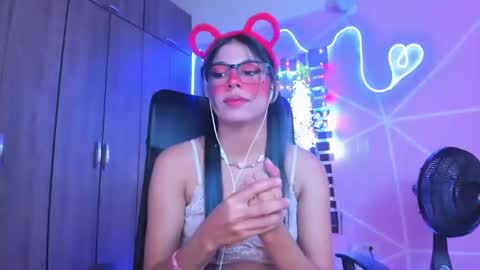 XALLYSONX online show from February 8, 2:16 pm