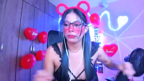 XALLYSONX online show from February 15, 5:39 pm