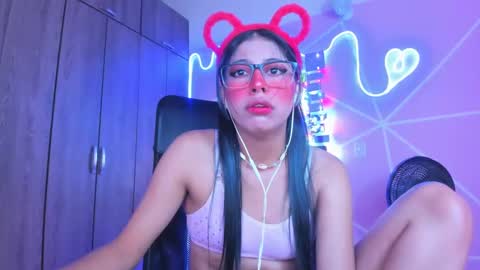 XALLYSONX online show from February 10, 2:16 pm