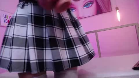 Xayah online show from February 15, 1:38 pm