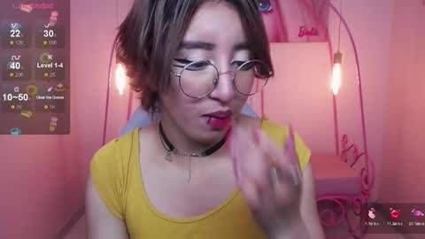 Xayah online show from February 3, 4:10 pm