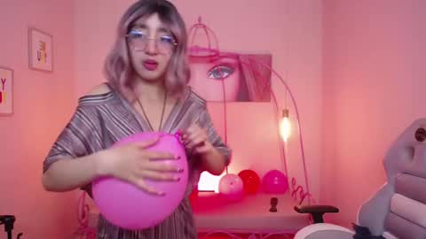 Xayah online show from February 14, 1:51 pm
