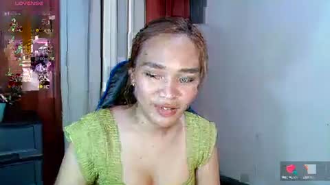 xhotlickerkiarax online show from December 30, 2:40 pm