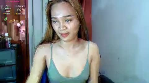 xhotlickerkiarax online show from December 28, 11:48 pm