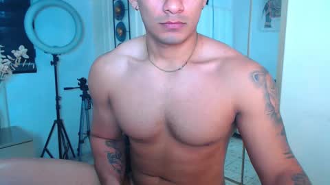 MICHAEL HUGE online show from February 17, 5:34 pm