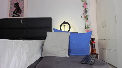 Snapshot of ximtia_xs chatting on January 28, 12:43 pm ximtia online show from January 28, 12:43 pm