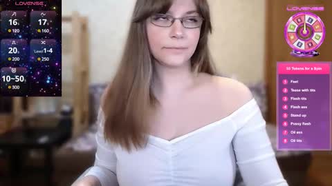 Snapshot of xmelina0 chatting on February 15, 4:23 pm xmelina0 online show from February 15, 4:23 pm