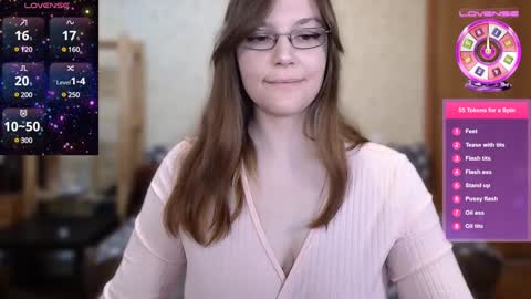 Snapshot of xmelina0 chatting on February 3, 8:24 am xmelina0 online show from February 3, 8:24 am