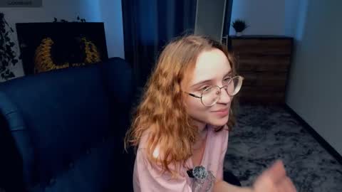 Kylie  online show from September 12, 1:35 pm