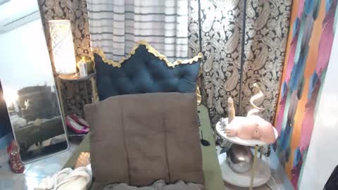 address me as QUEEN  NINA  A Little Bit  of ANGELIC FACE with a Wild Demonic Side online show from January 21, 12:04 am
