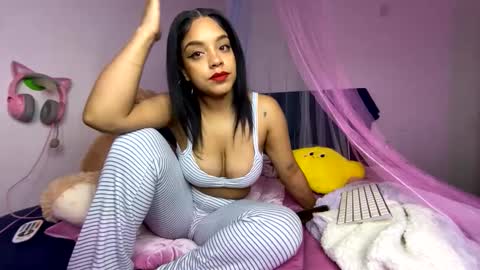 xStarGazingx online show from March 7, 12:34 pm