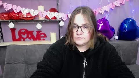 Snapshot of xx_daniella_xx chatting on February 11, 7:12 am xx daniella xx online show from February 11, 7:12 am
