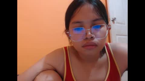 Snapshot of xxana_pinay_26xx chatting on March 11, 6:41 am xxana_pinay_26xx online show from March 11, 6:41 am