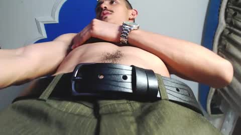 Snapshot of xxxhome_alonexxx chatting on February 4, 10:55 pm Kev online show from February 4, 10:55 pm