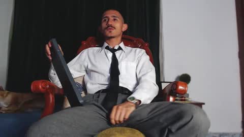 Snapshot of xxxhome_alonexxx chatting on February 26, 7:42 pm Kev online show from February 26, 7:42 pm