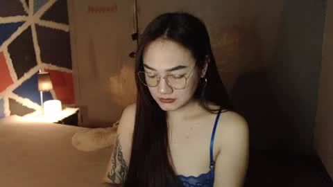 Snapshot of xxxsexydollxxx chatting on February 8, 9:13 am Melissa online show from February 8, 9:13 am