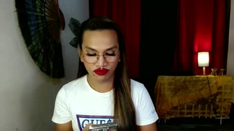 Snapshot of yamamoto2266 chatting on February 14, 3:26 pm lorien gosper online show from February 14, 3:26 pm