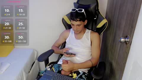 Snapshot of yankees_ chatting on September 19, 5:11 am DANILO P online show from September 19, 5:11 am