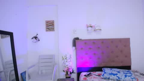 Snapshot of yemfairymcry chatting on September 16, 2:42 pm YEM online show from September 16, 2:42 pm