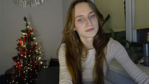 Zoe online show from December 9, 9:37 pm