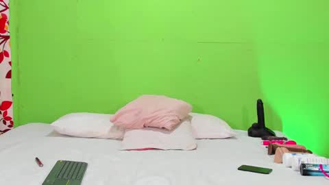 Yesica online show from February 17, 5:01 pm