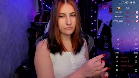 Snapshot of you_lika chatting on December 4, 4:37 am Lika online show from December 4, 4:37 am