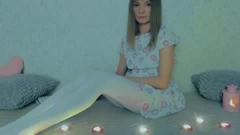 Lily online show from February 16, 10:43 am