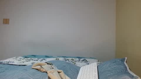 emma online show from September 20, 5:32 am