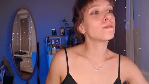 Snapshot of your_hot_ex chatting on September 15, 5:58 pm Alex and Kris long hair online show from September 15, 5:58 pm