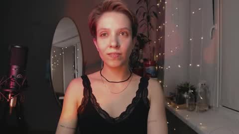 Snapshot of your_hot_ex chatting on December 24, 10:39 pm Alex and Kris long hair online show from December 24, 10:39 pm
