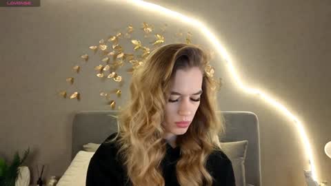 Snapshot of your_misstress chatting on February 1, 2:58 am Jessica Loyd online show from February 1, 2:58 am